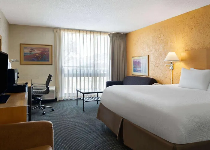 Ramada By Wyndham Tucson