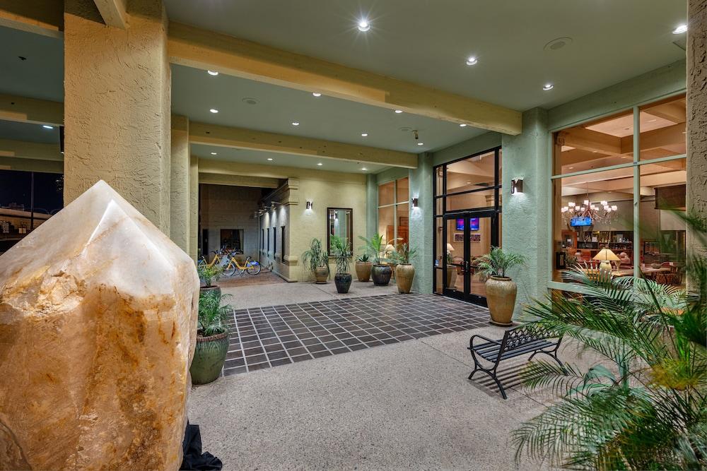 Ramada By Wyndham Tucson