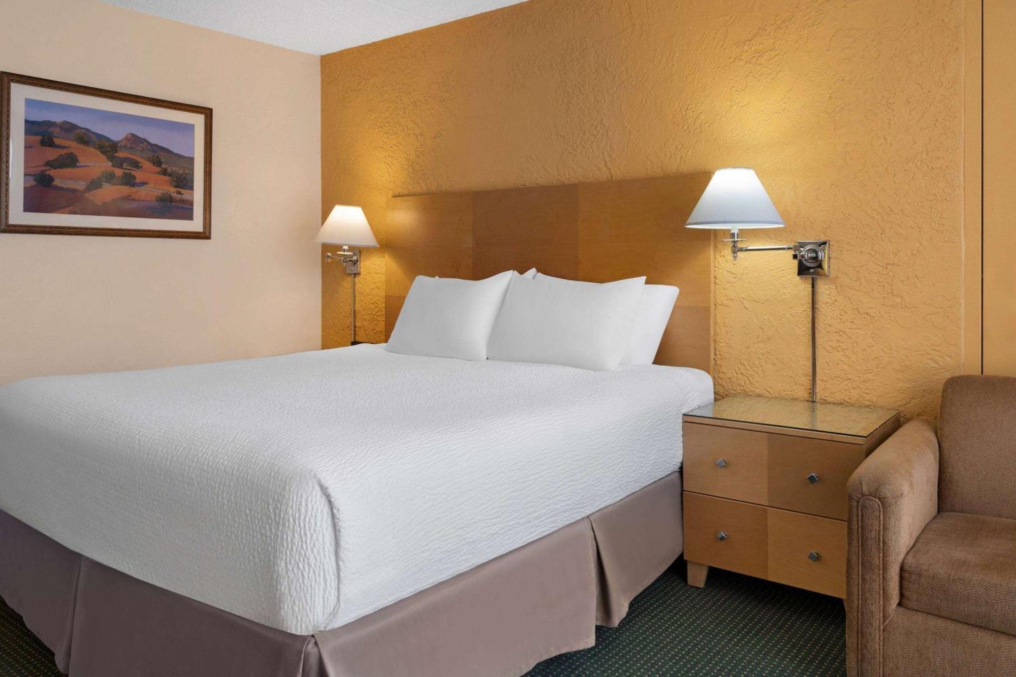 Hotel Ramada By Wyndham