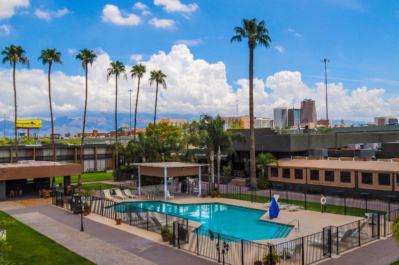 Hotel Ramada By Wyndham 3*