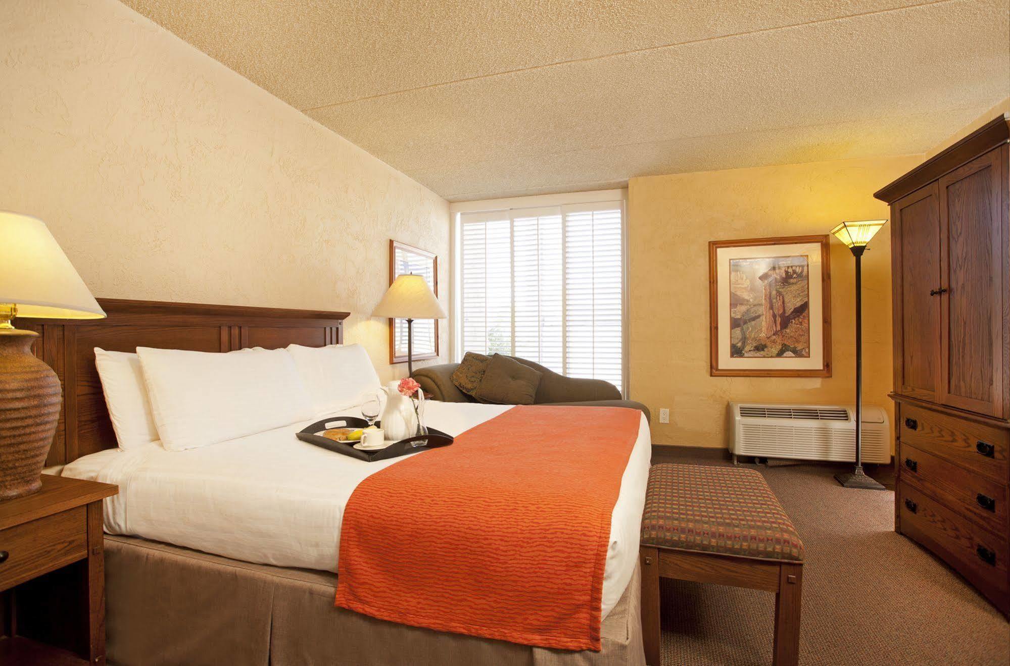 Ramada By Wyndham