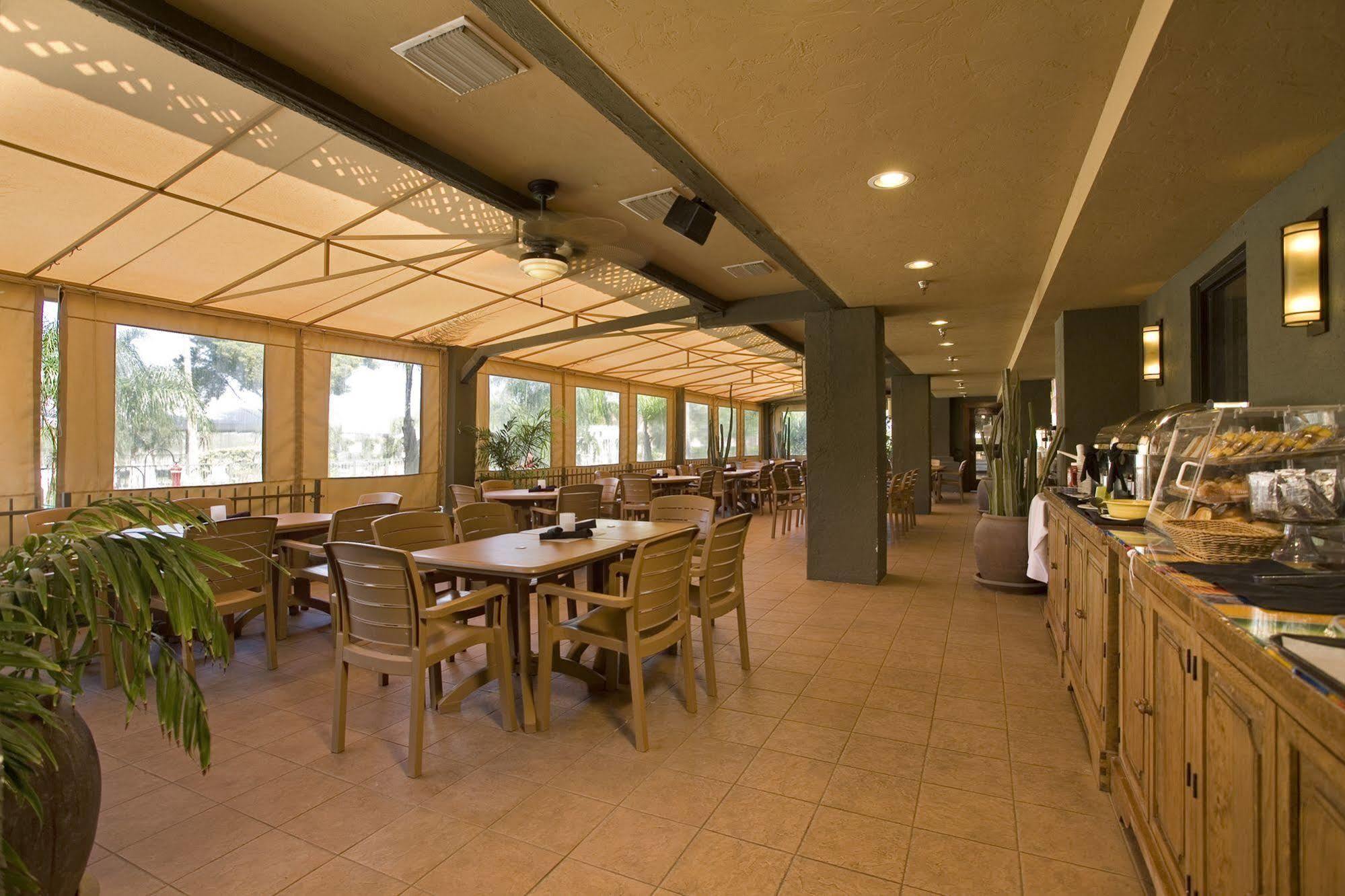 Ramada By Wyndham 3*